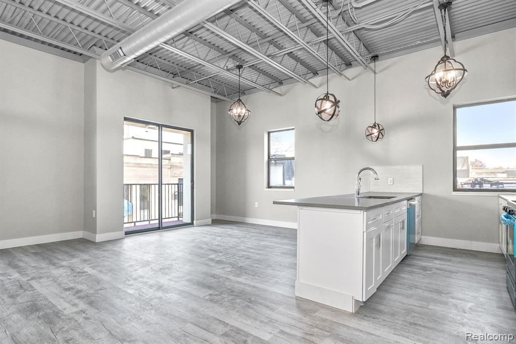 Additional view of 1035 Mason