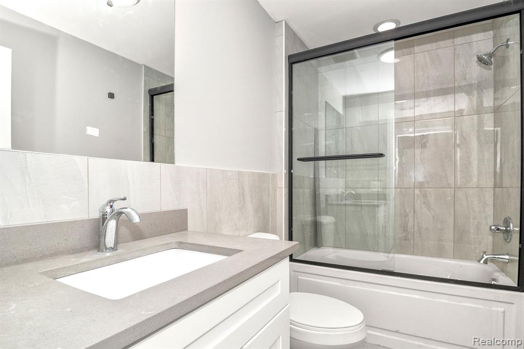 Additional view of 1035 Mason