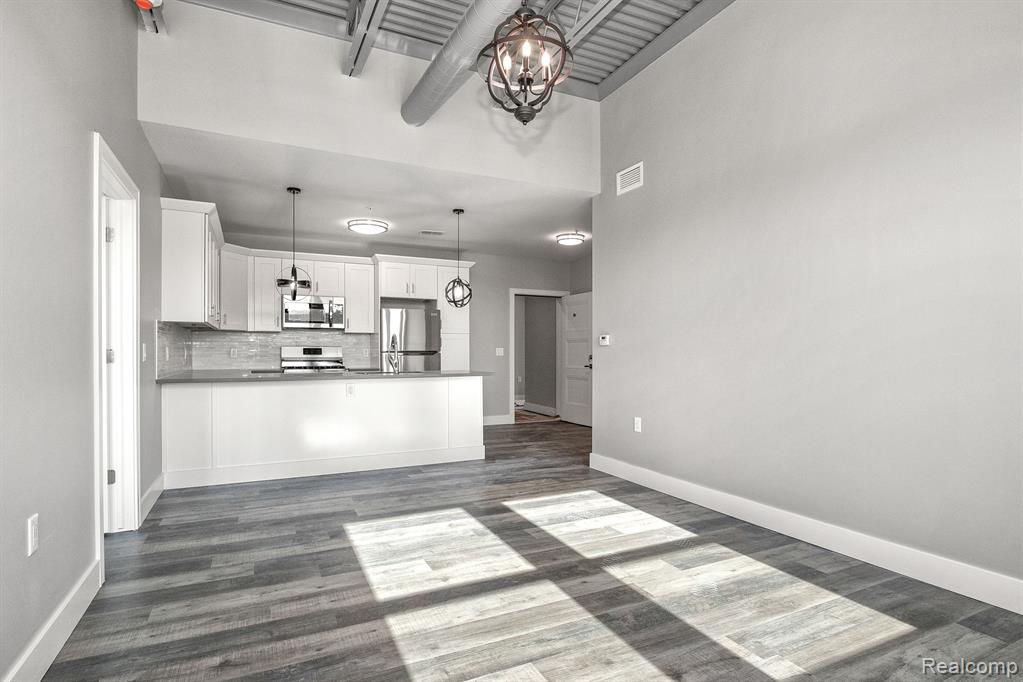 Additional view of 1035 Mason