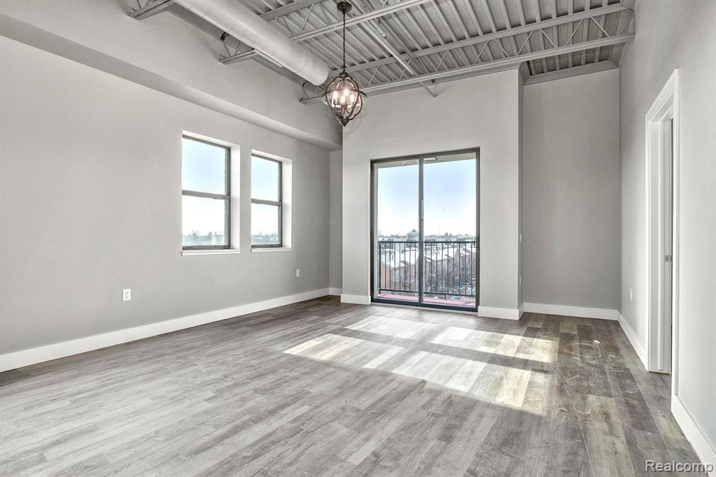 Additional view of 1035 Mason