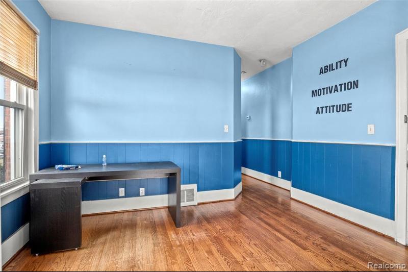 Additional view of 1103 Washington Street