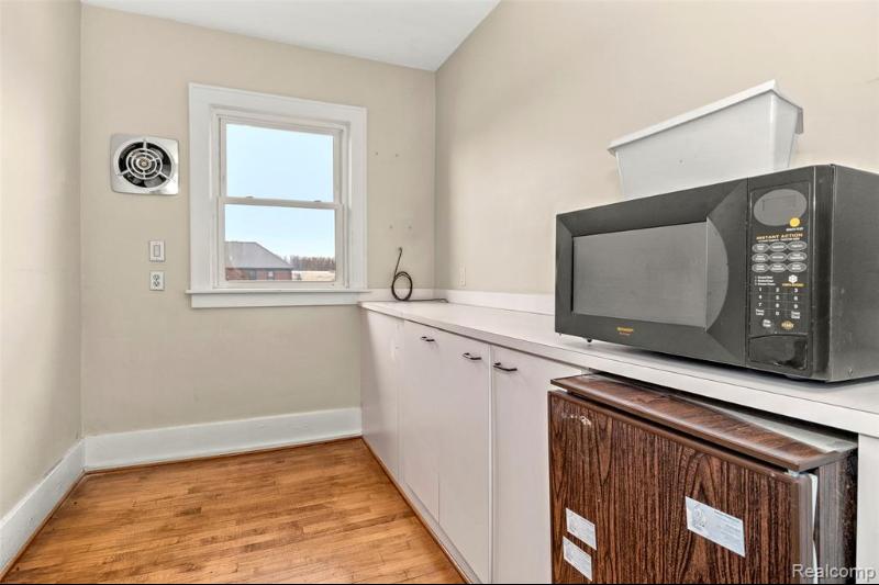 Additional view of 1103 Washington Street