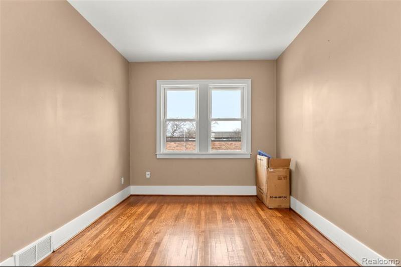 Additional view of 1103 Washington Street