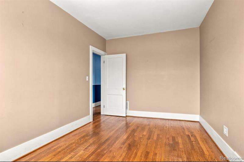 Additional view of 1103 Washington Street