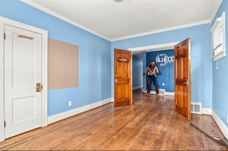 Additional view of 1103 Washington Street