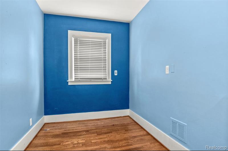 Additional view of 1103 Washington Street