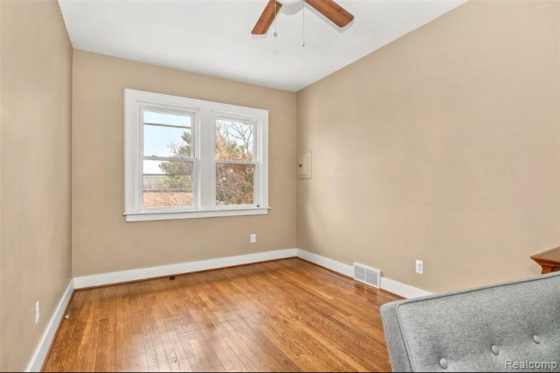 Additional view of 1103 Washington Street