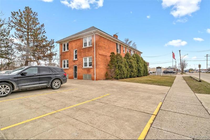 Additional view of 1103 Washington Street