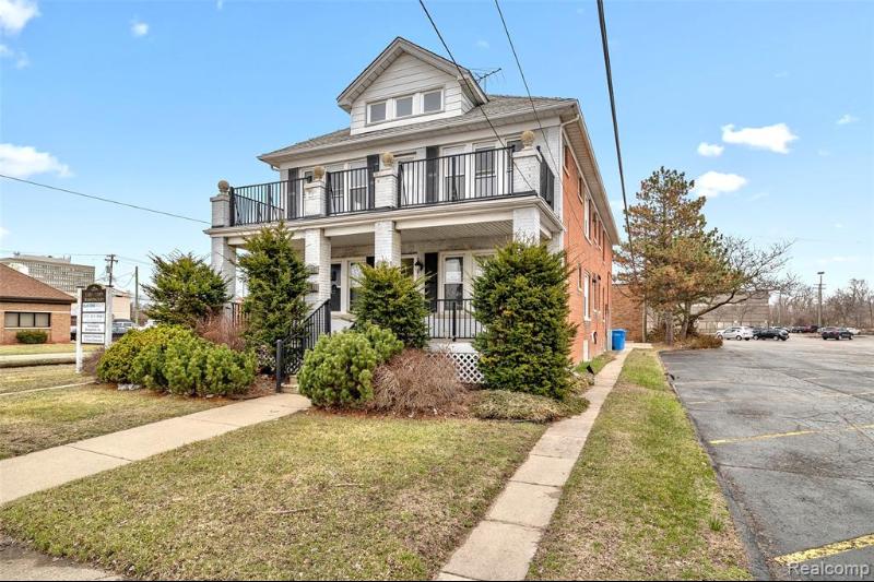 Additional view of 1103 Washington Street