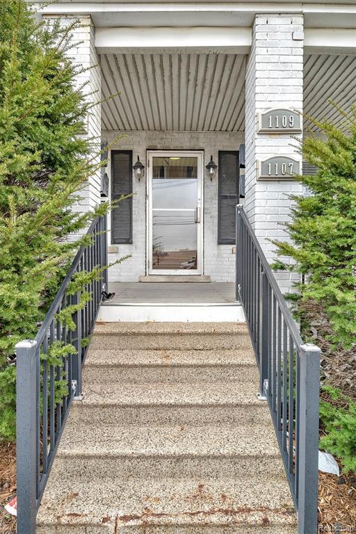 Additional view of 1103 Washington Street