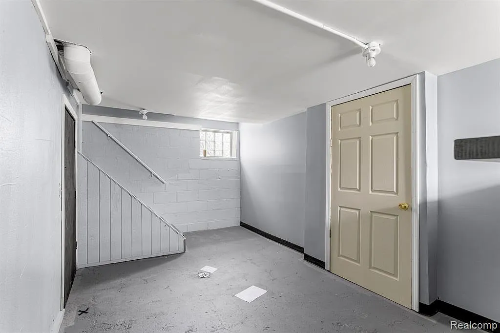 Additional view of 13437 E State Fair Street