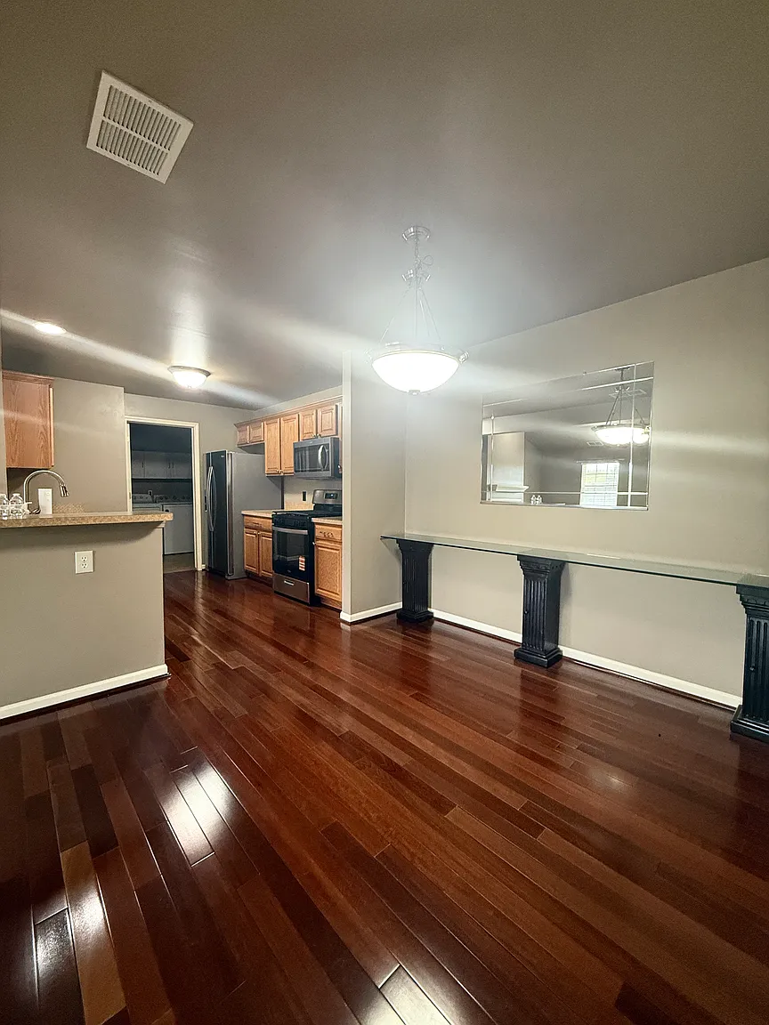 Additional view of 20653 Henry Street