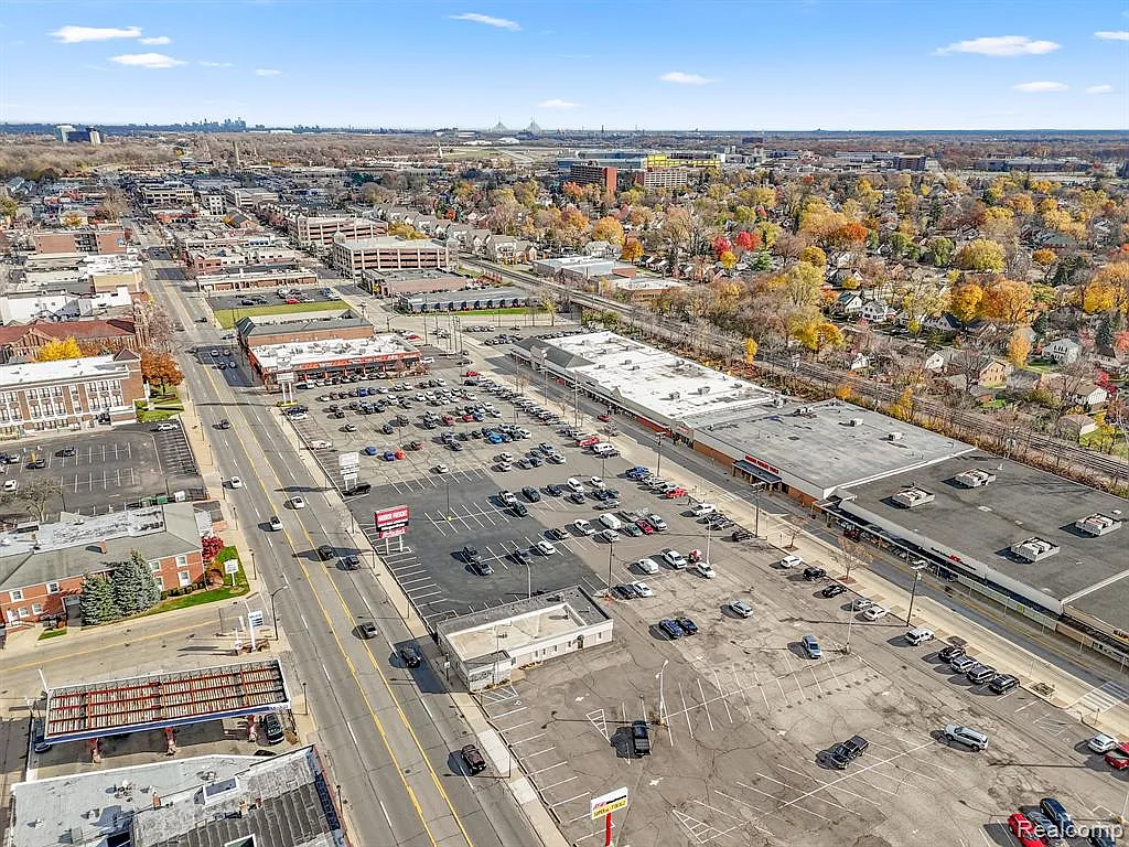 Additional view of 22620 Newman Street