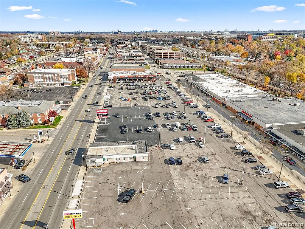 Additional view of 22620 Newman Street