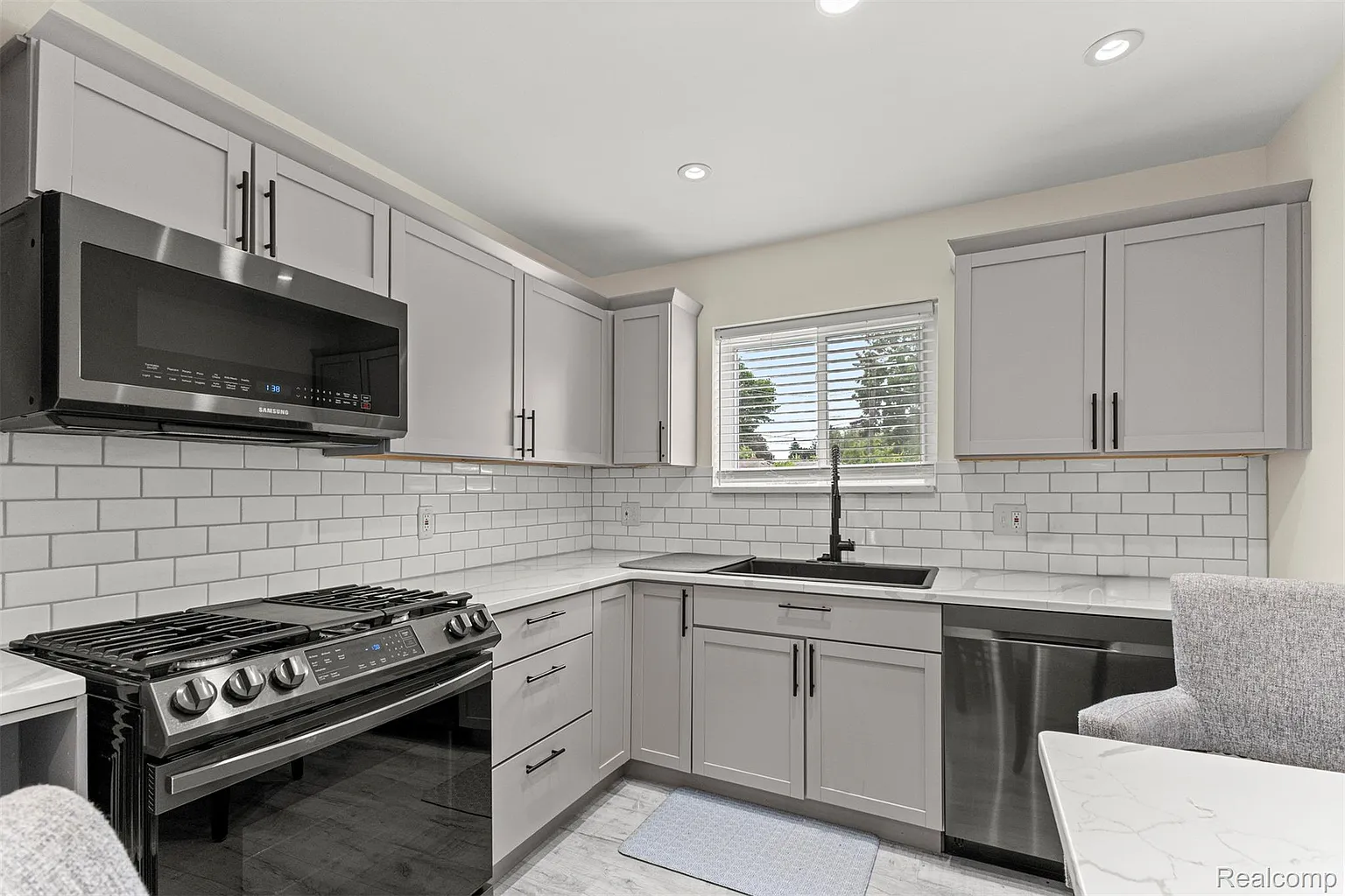 Additional view of 23121 Madison Street