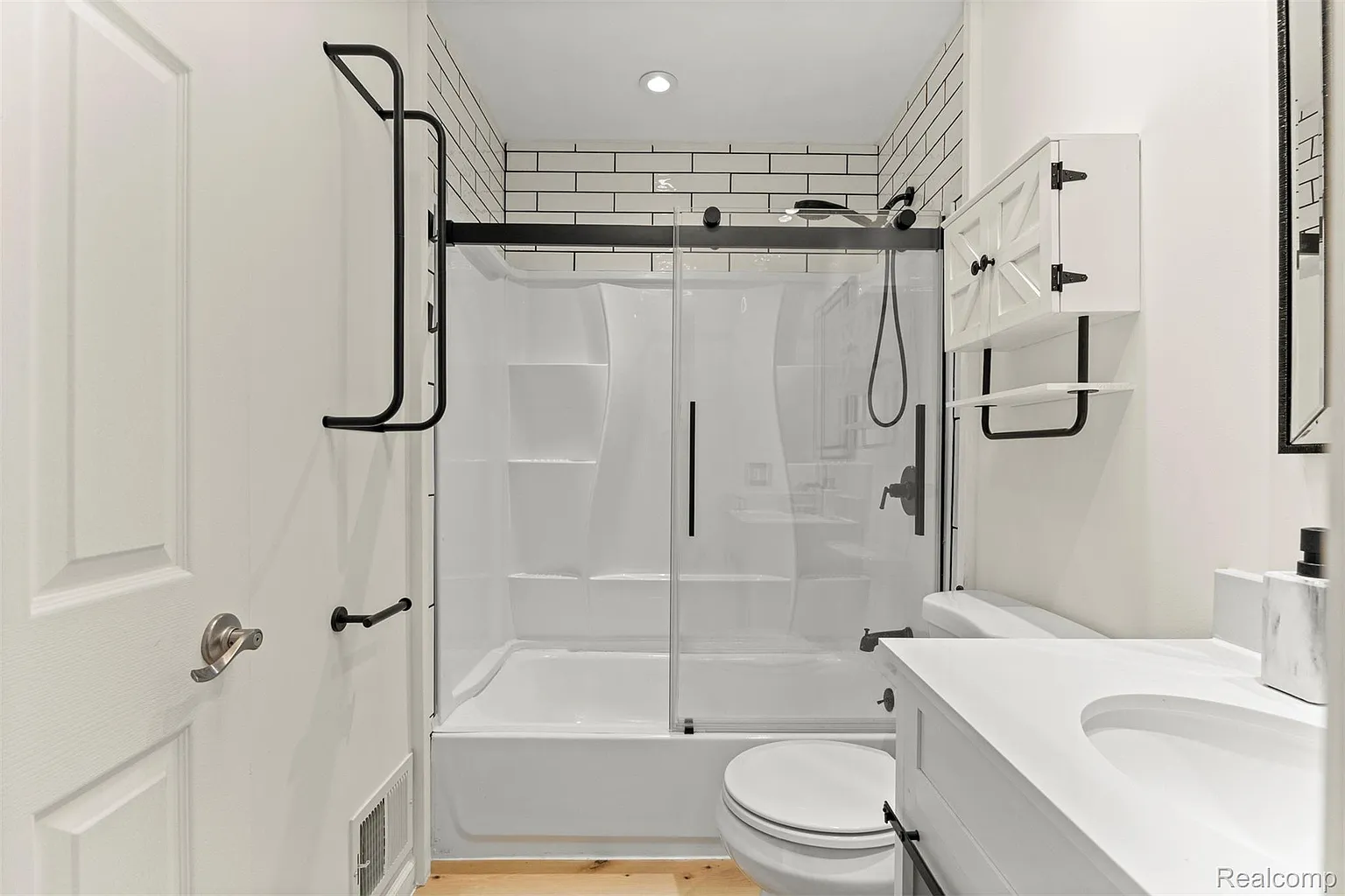 Additional view of 23121 Madison Street