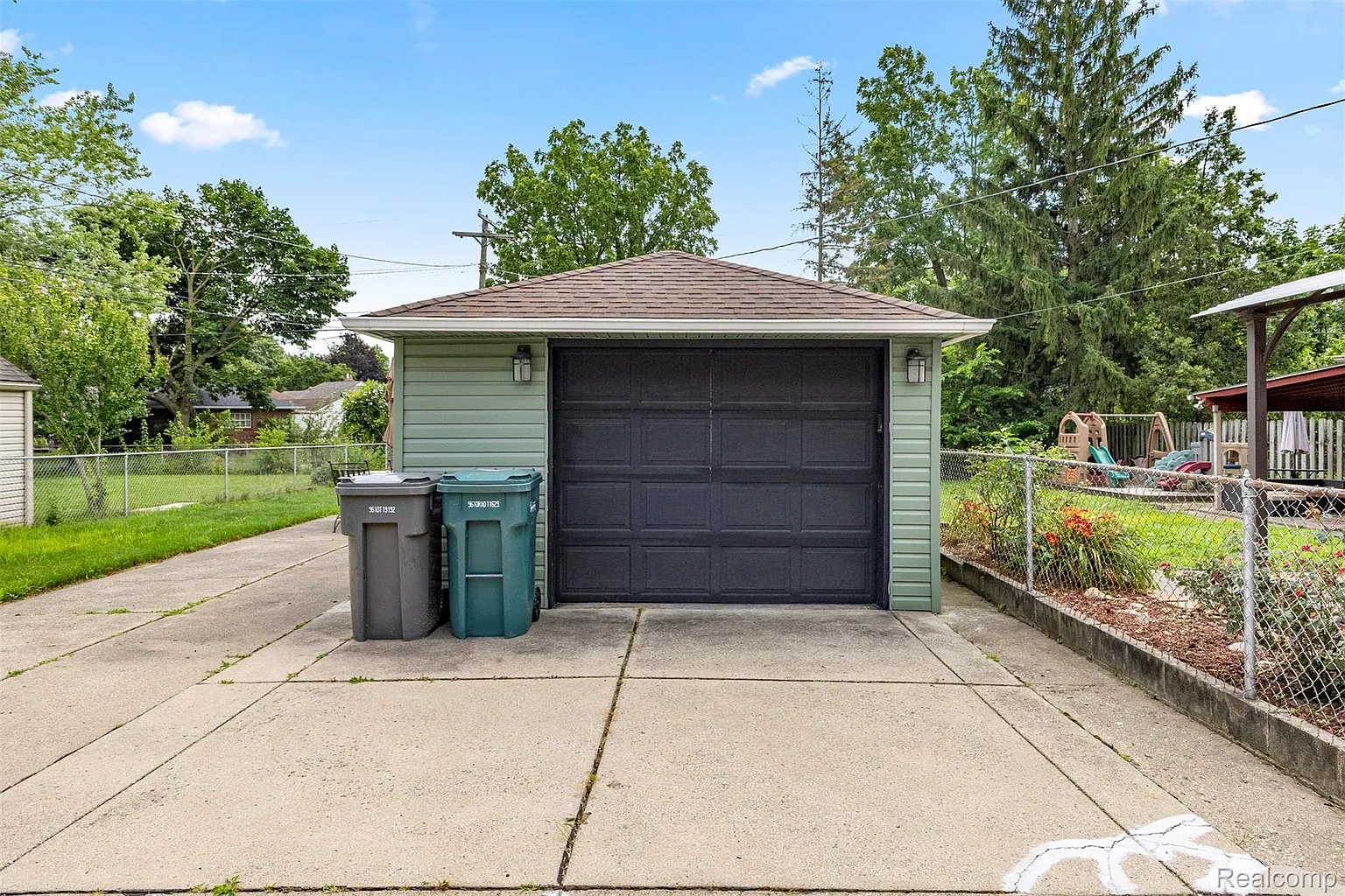 Additional view of 23121 Madison Street