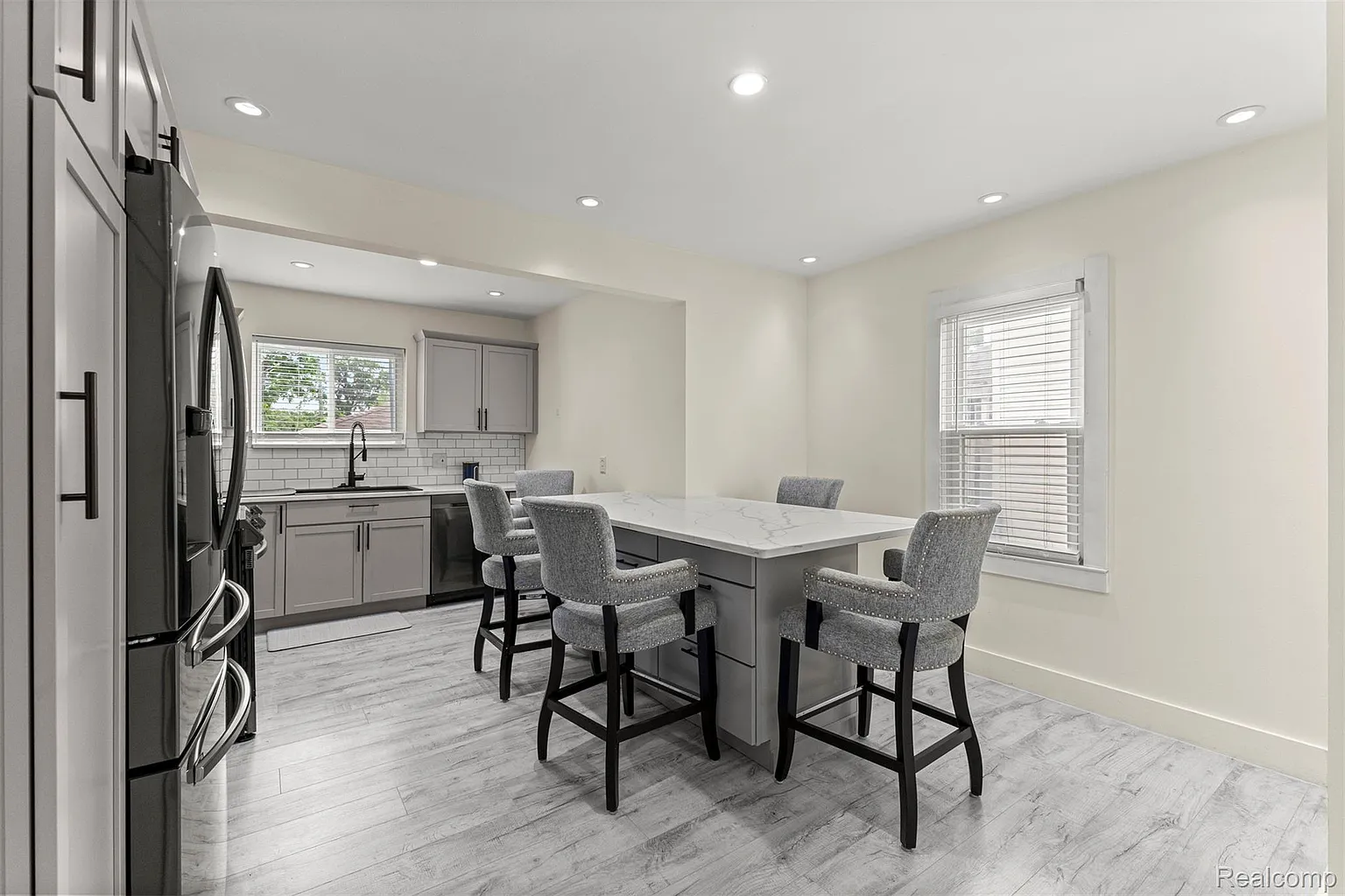 Additional view of 23121 Madison Street