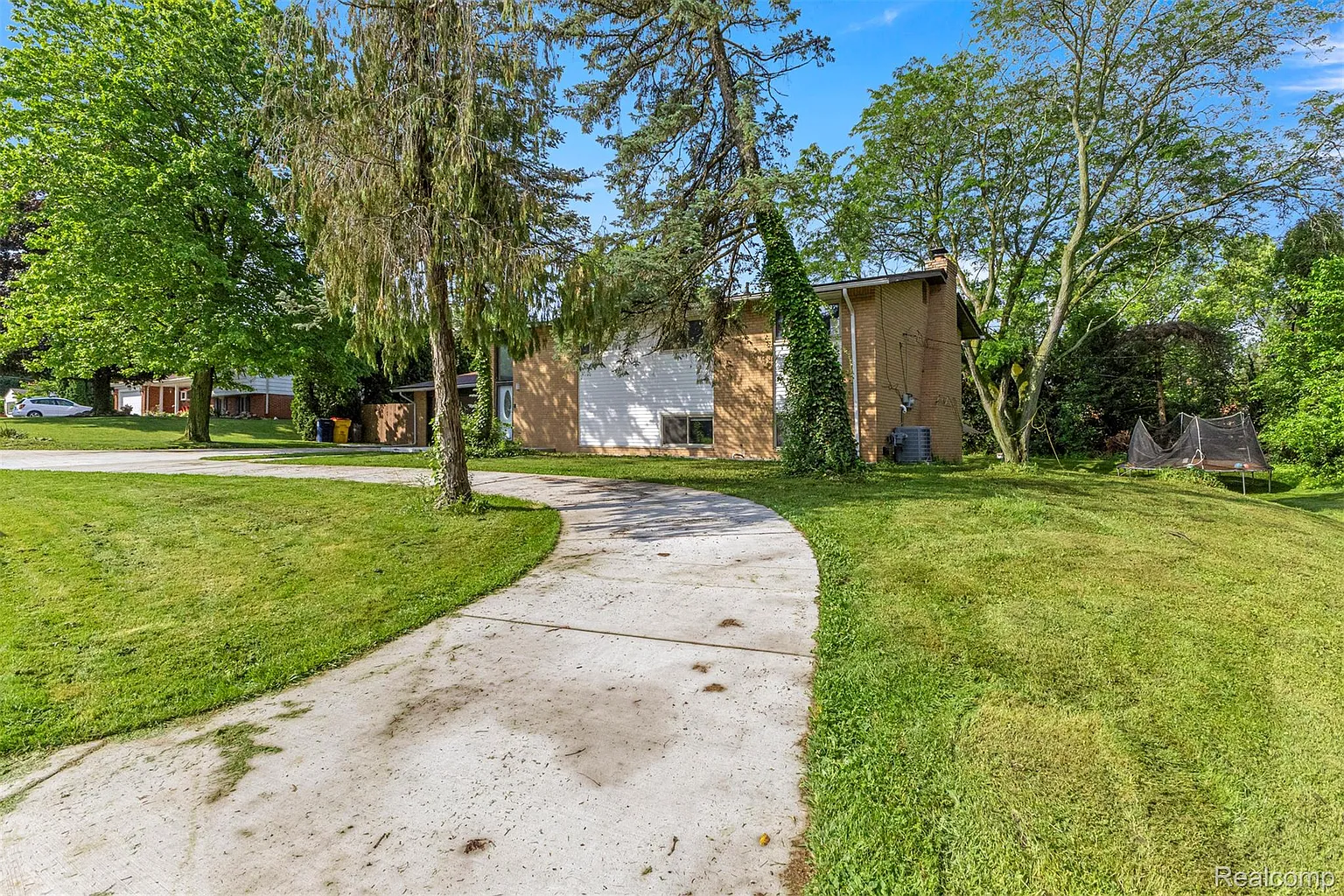 Additional view of 2738 Berry Drive