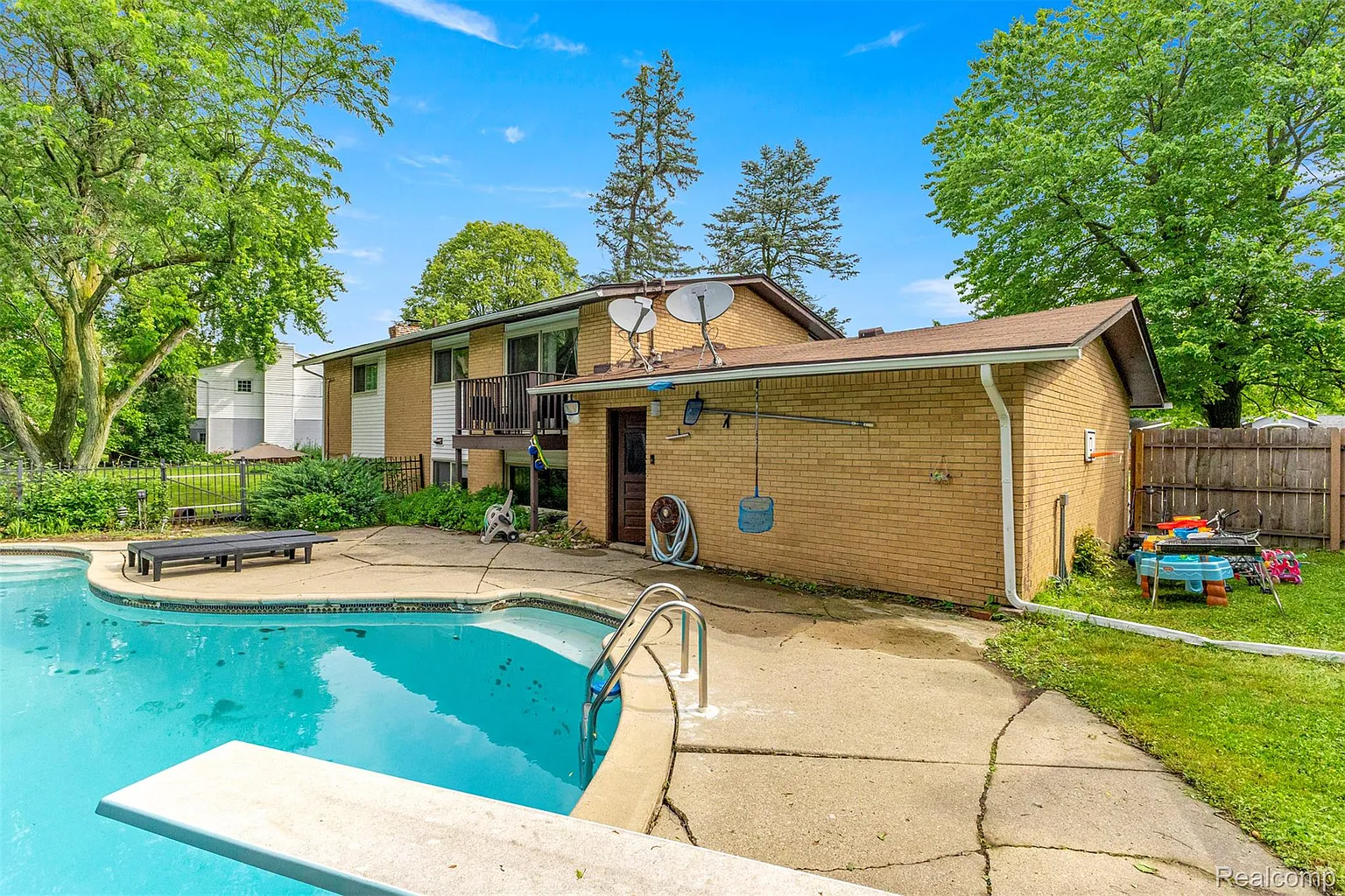 Additional view of 2738 Berry Drive