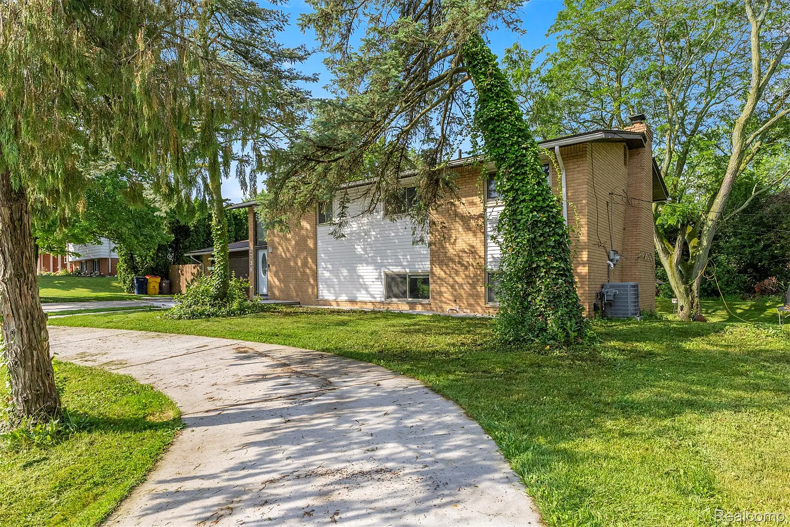 Additional view of 2738 Berry Drive