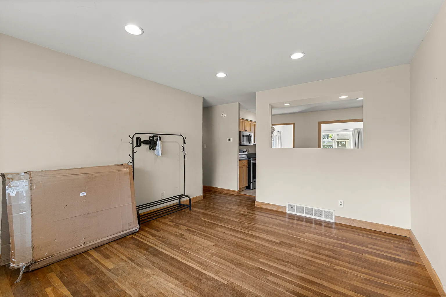 Additional view of 30771 Parkwood Street