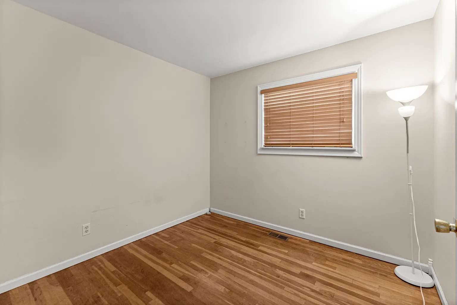 Additional view of 30771 Parkwood Street