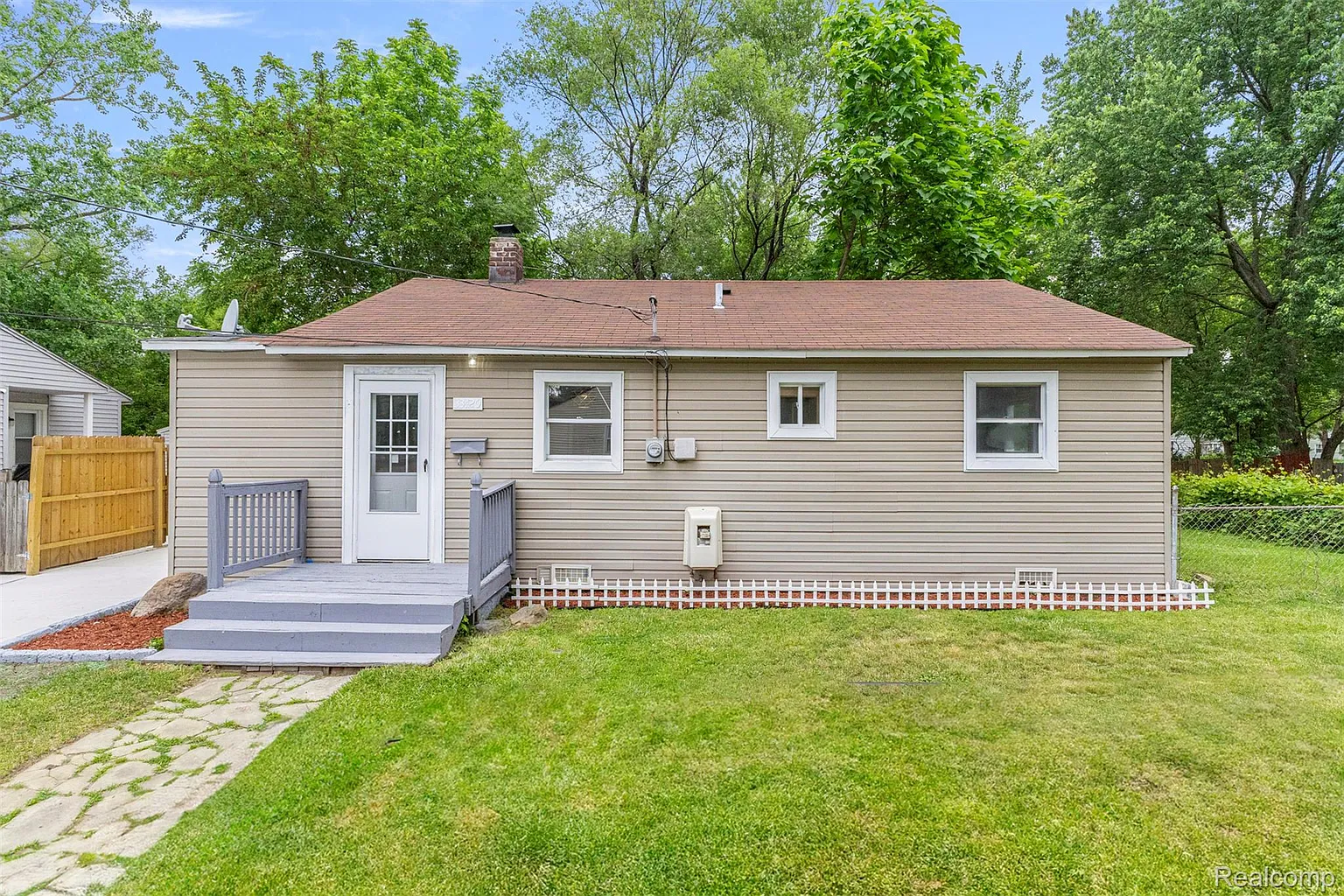 Image of 33420 Bentley Court