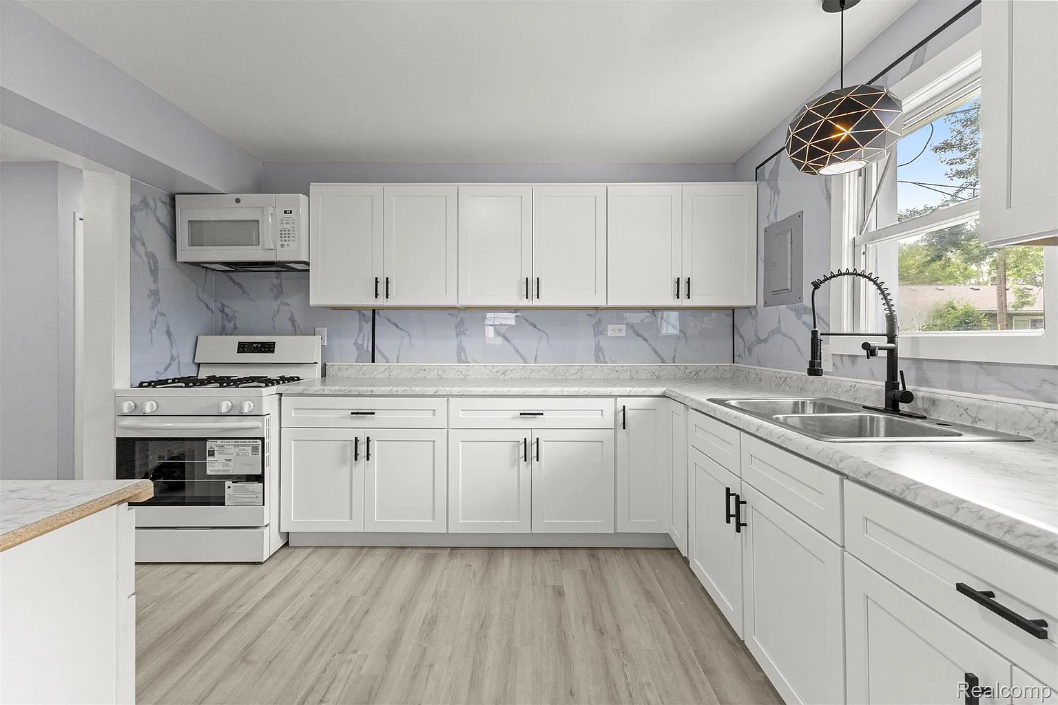 Additional view of 33420 Bentley Court