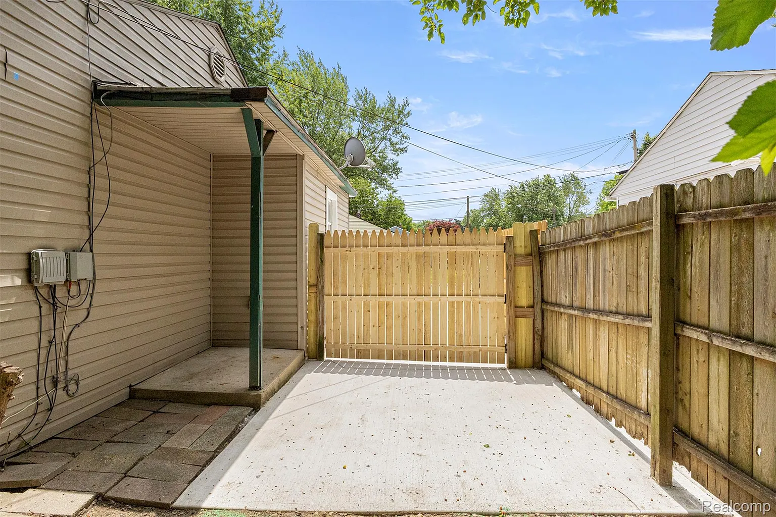 Additional view of 33420 Bentley Court