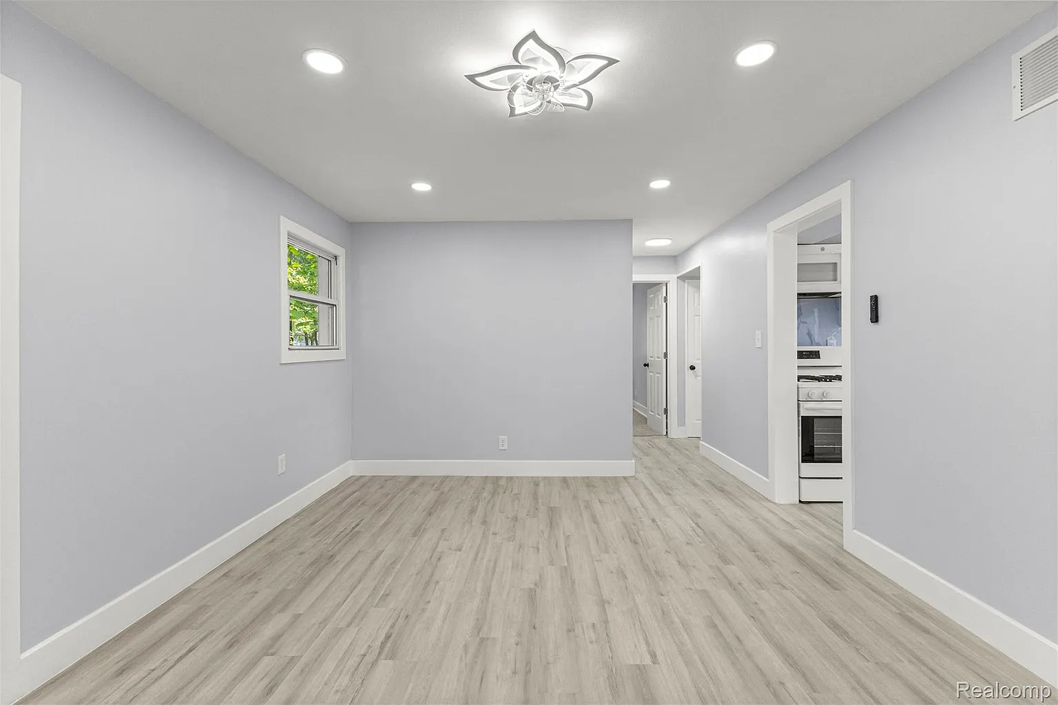 Additional view of 33420 Bentley Court