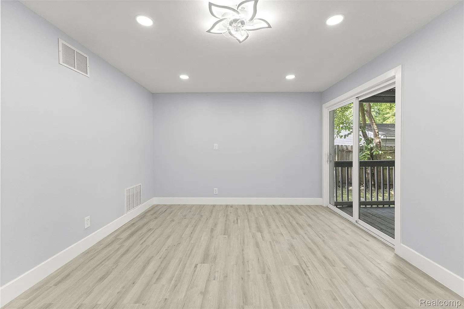 Additional view of 33420 Bentley Court