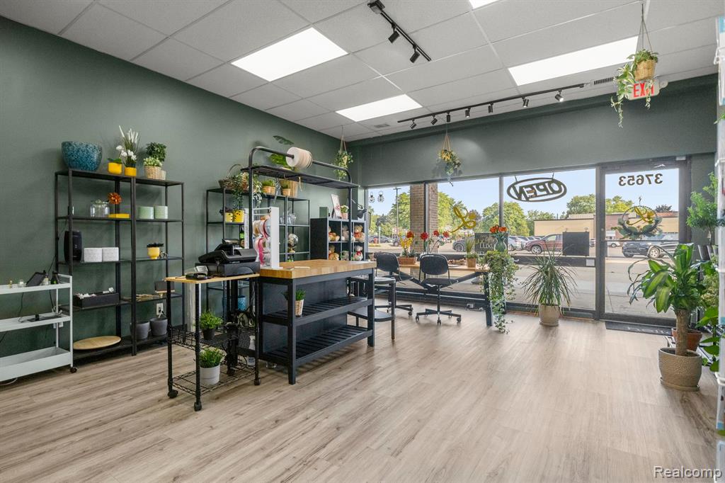 Additional view of 37653 Five Mile