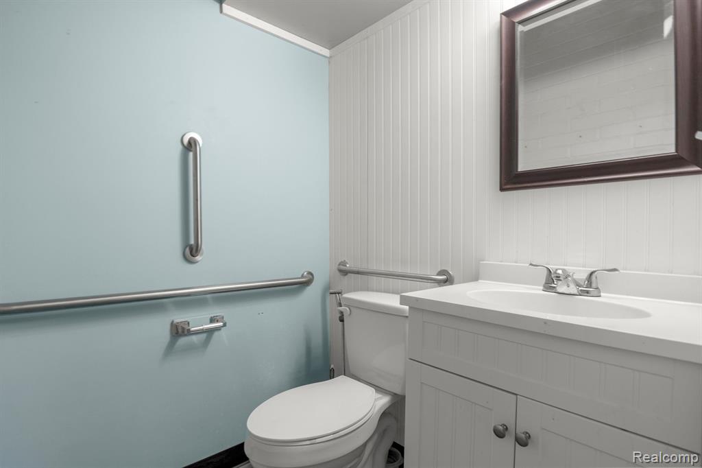 Additional view of 37653 Five Mile