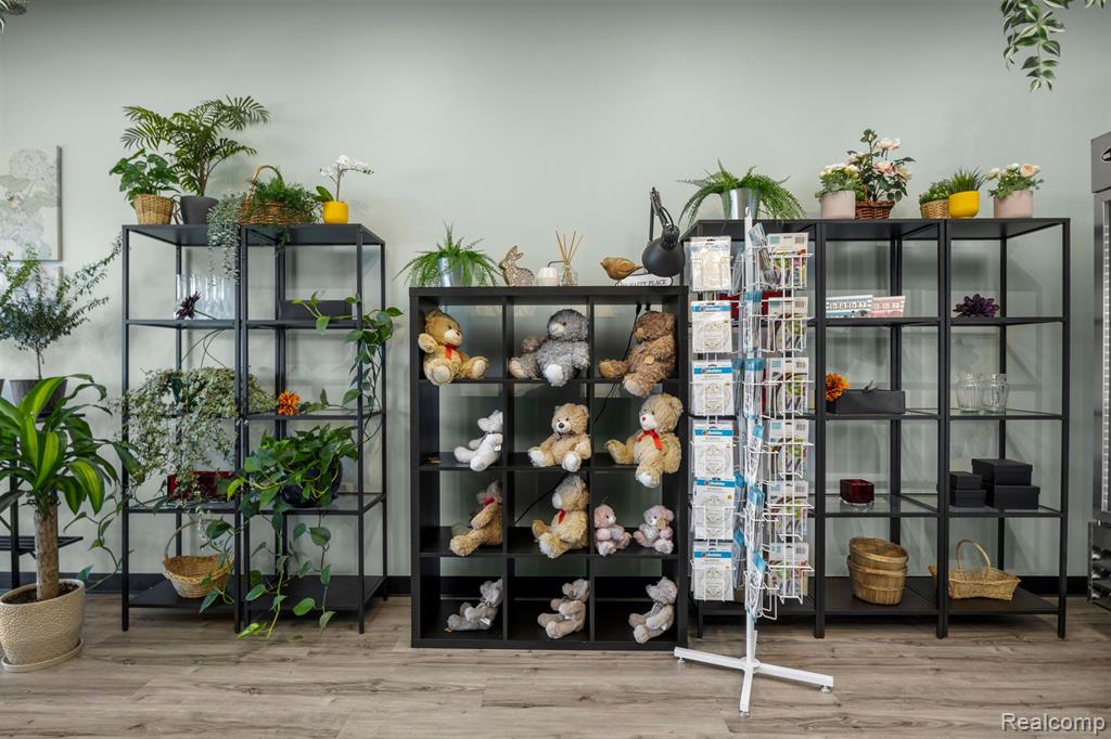 Additional view of 37653 Five Mile