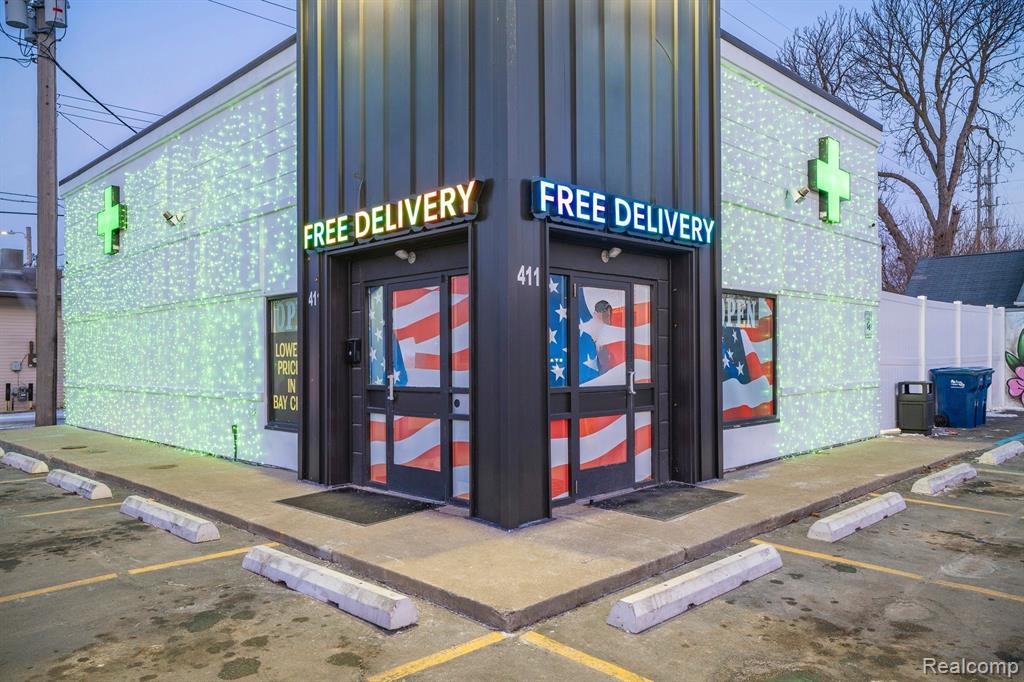 Image of 411 Lafayette Avenue