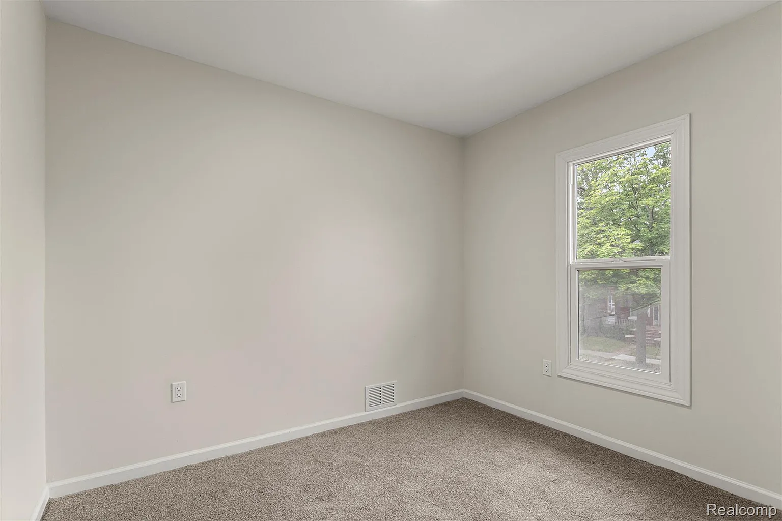 Additional view of 4266 Seminole Street