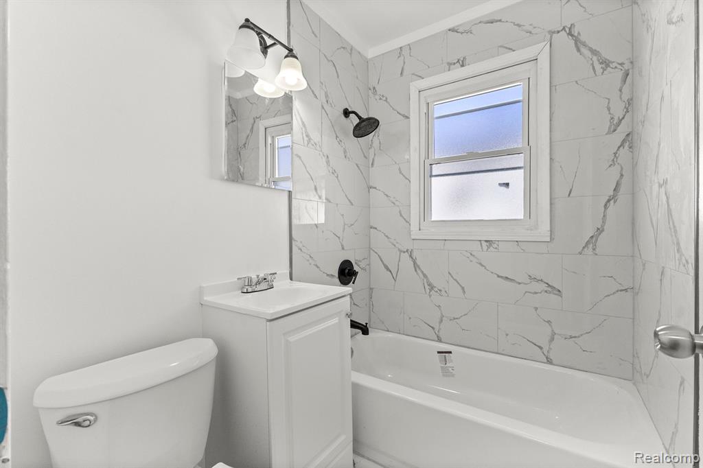 Additional view of 4924 Ziegler Street