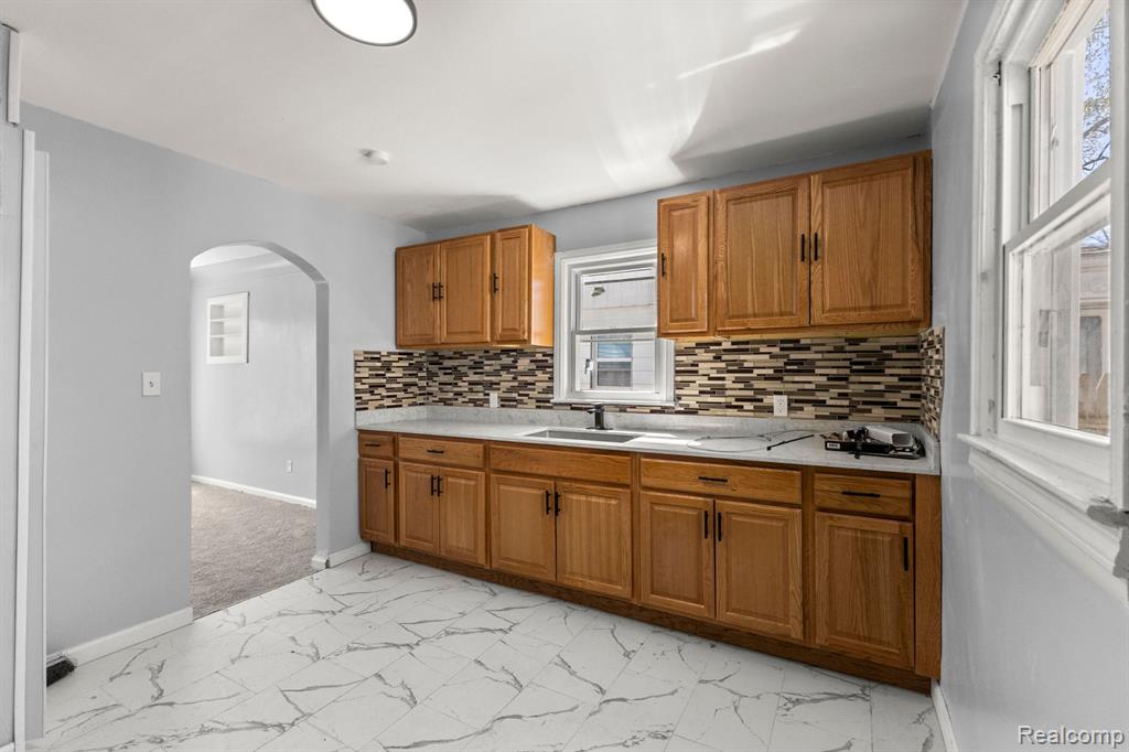 Additional view of 4924 Ziegler Street