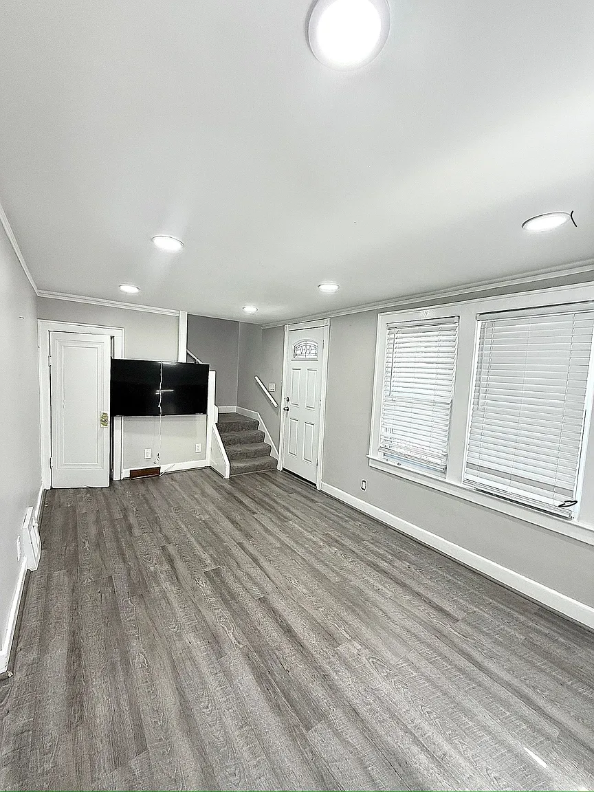 Additional view of 6101 Orchard Avenue