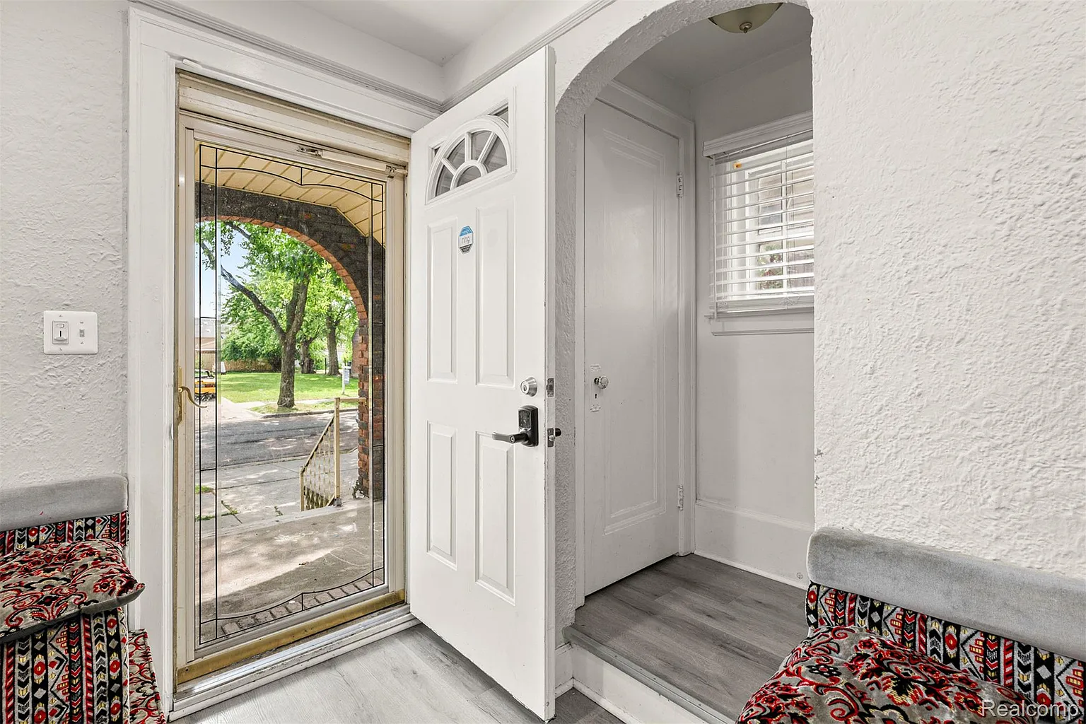 Additional view of 6217 Payne Avenue