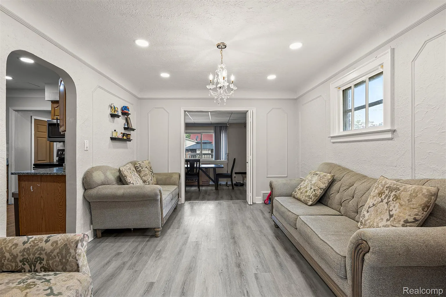 Additional view of 6217 Payne Avenue