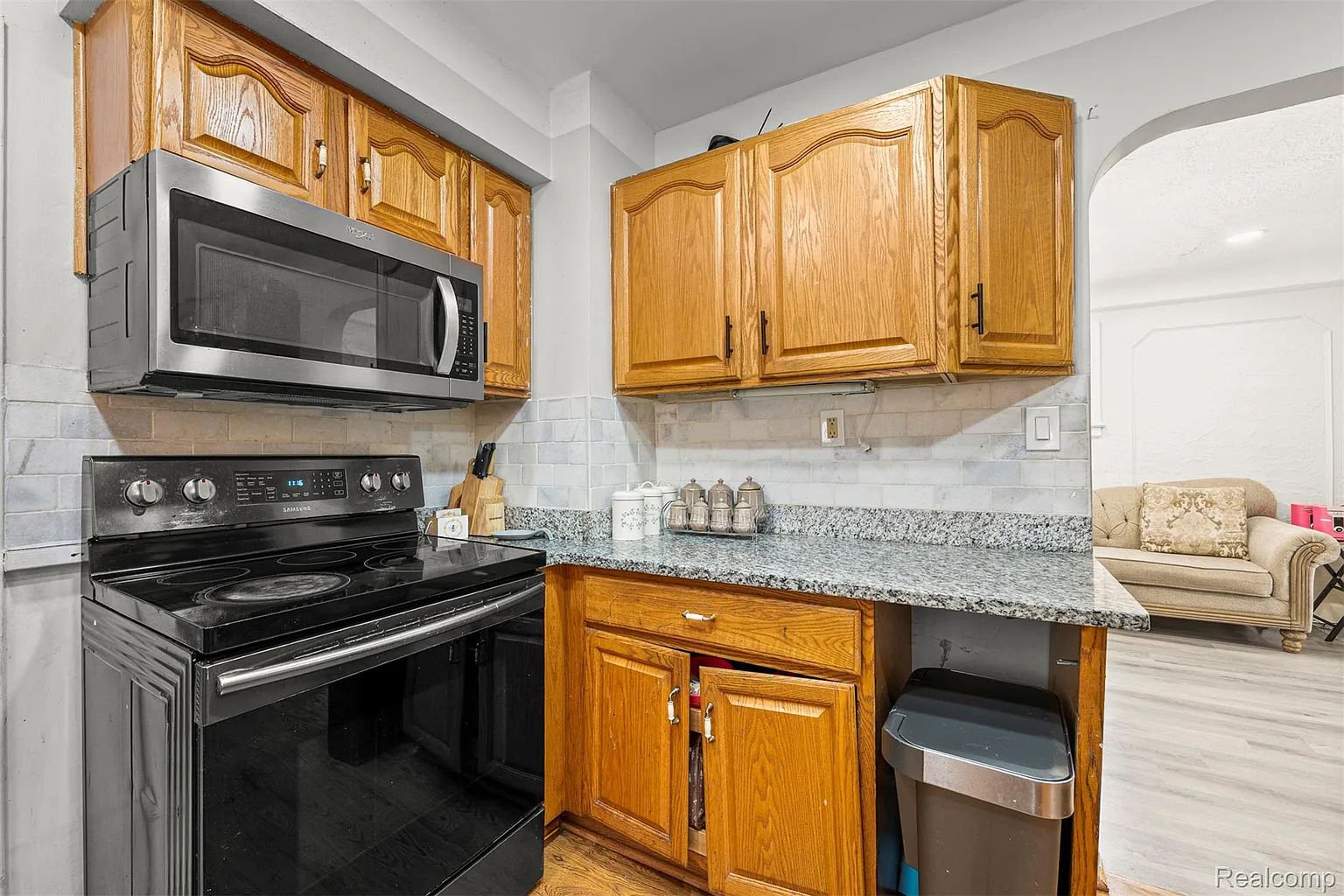 Additional view of 6217 Payne Avenue