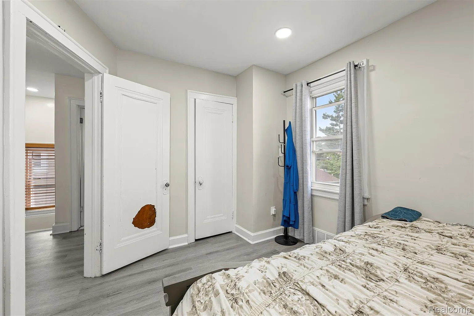 Additional view of 6217 Payne Avenue