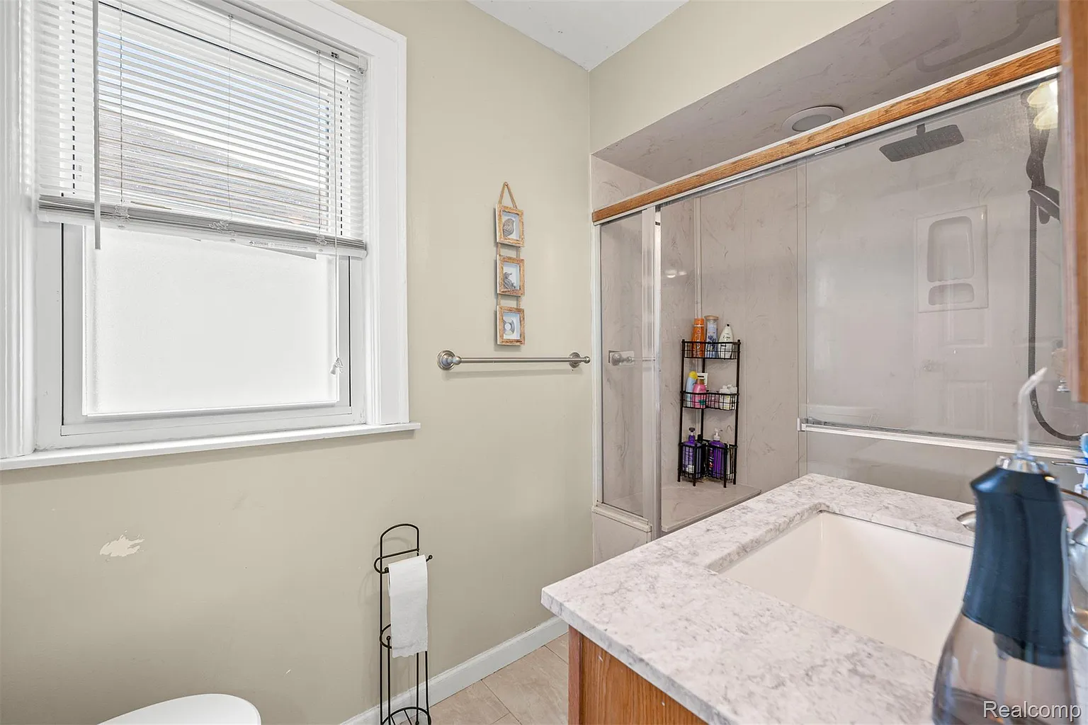 Additional view of 6217 Payne Avenue