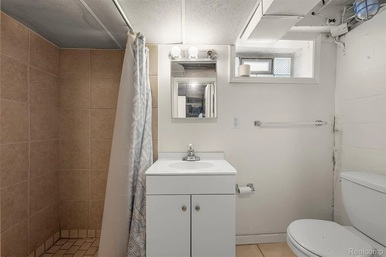 Additional view of 6217 Payne Avenue