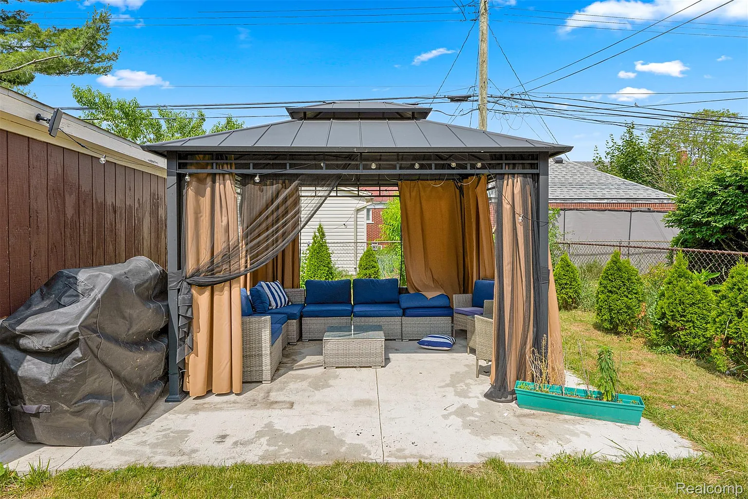 Additional view of 6217 Payne Avenue