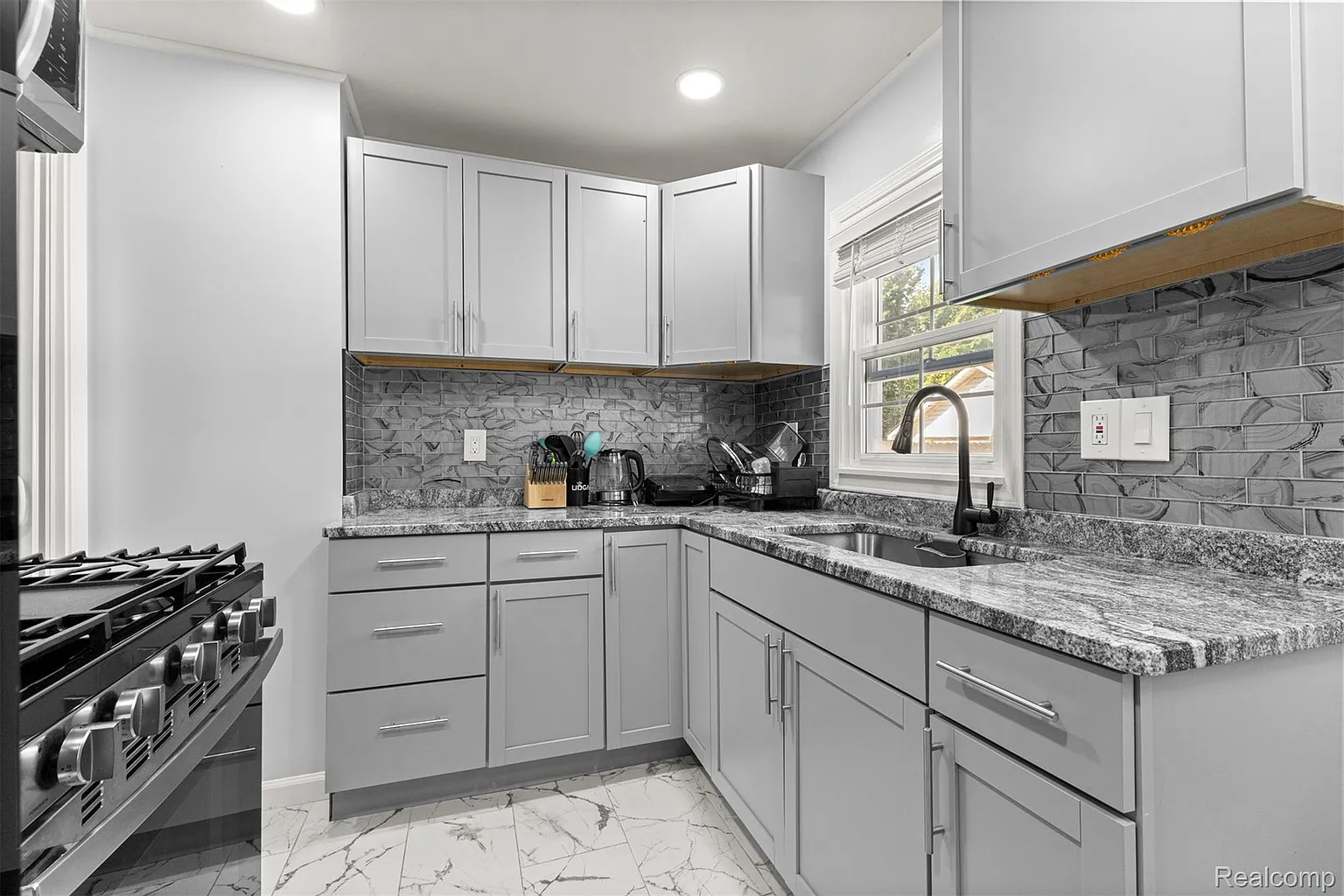 Additional view of 6365 Warwick Street