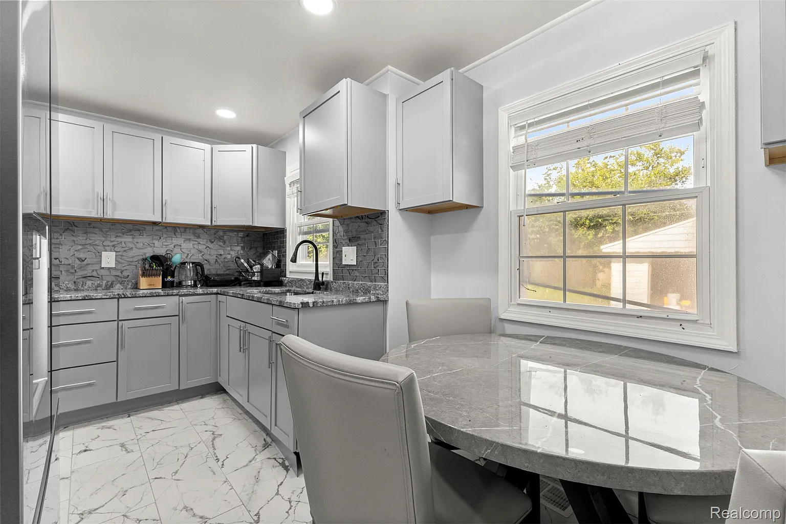 Additional view of 6365 Warwick Street