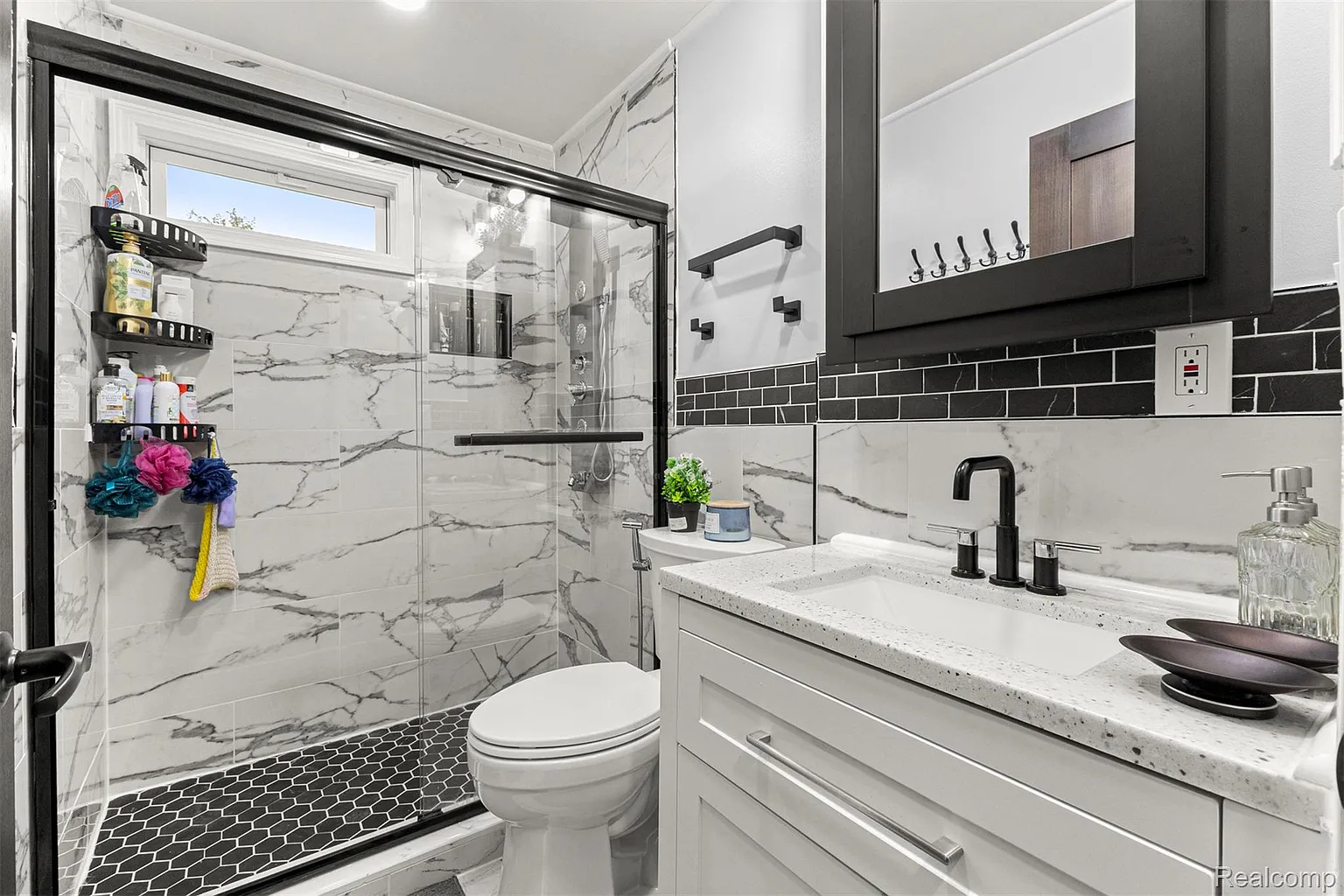 Additional view of 6365 Warwick Street